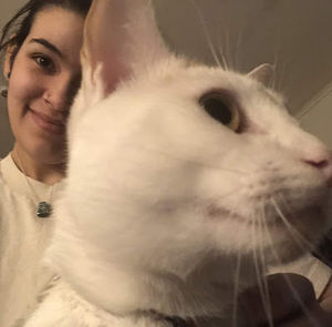 Meet your Posher, Leandra